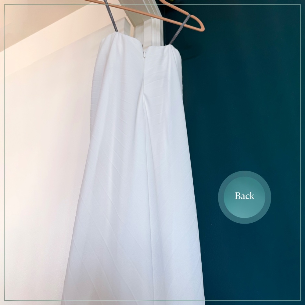 $5490 Monique Lhuillier Pleated Sweetheart Runway Gown - Picture 10 of 14